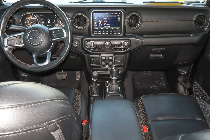 $34988 : 2021 Wrangler Unlimited Sahar image 10