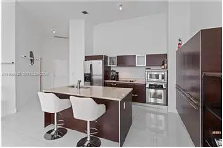 $4200 : Rental property with 2 bedro image 7