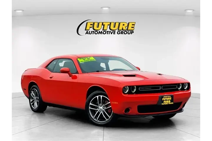 $19278 : Dodge Challenger 2019 AWD SX image 1