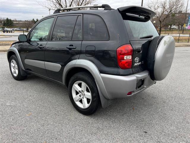 $6500 : 2005 RAV4 image 8