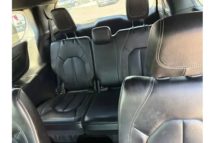 $23356 : Chrysler Pacifica 2023 Touri image 3
