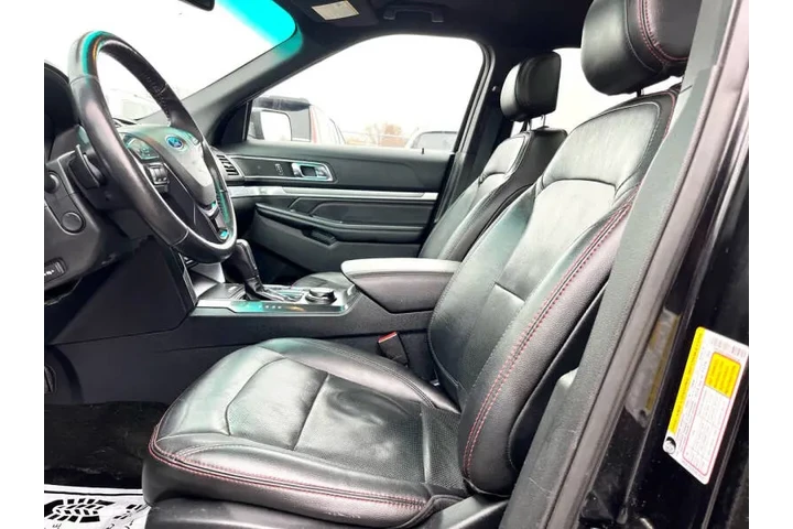 $18500 : 2016 Explorer Sport image 10