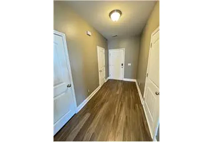 $2150 : Rental property with 3 bedro image 2