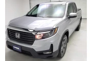 $32998 : Honda Ridgeline 2023 AWD RTL thumbnail