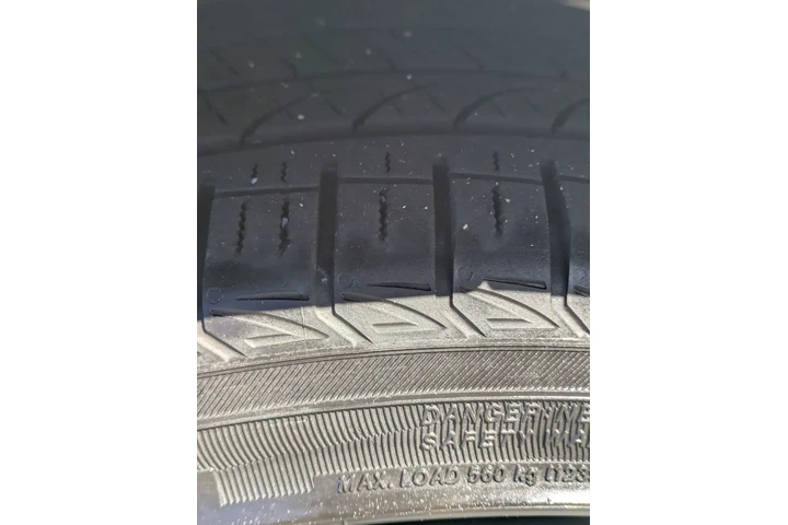 $23995 : Toyota Corolla Hybrid 2023 S image 9