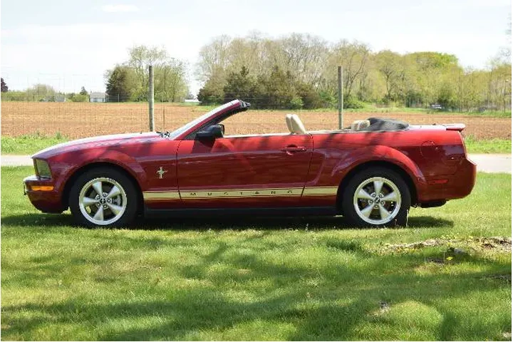 $11500 : Ford Mustang 2008 V6 Premium image 4