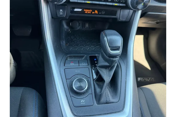 $30000 : Toyota RAV4 Hybrid 2022 AWD image 9