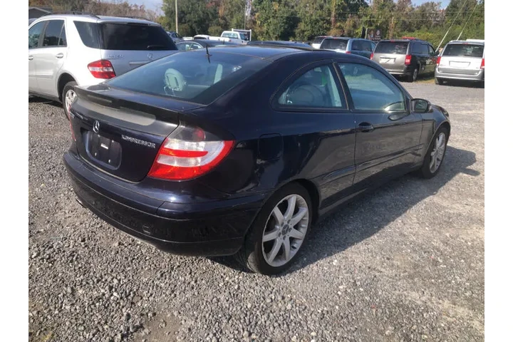 $4995 : 2005 Mercedes-Benz C-Class C image 3