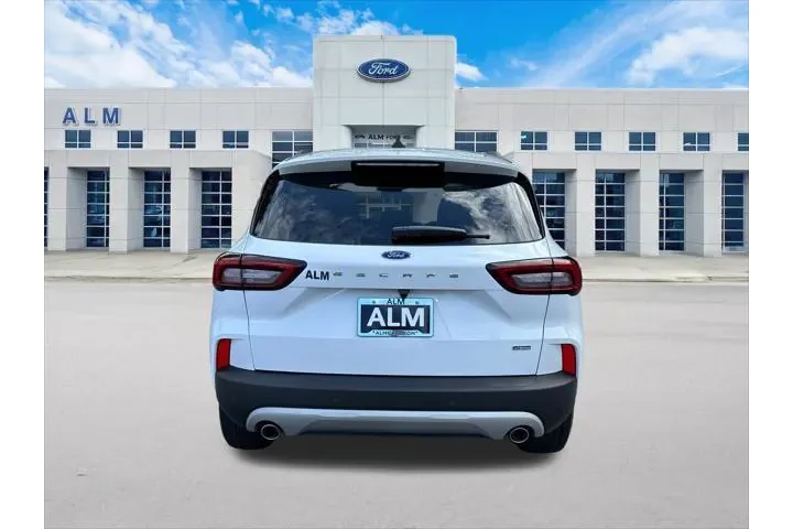 $21970 : Ford Escape Plug-In Hybrid 2 image 6