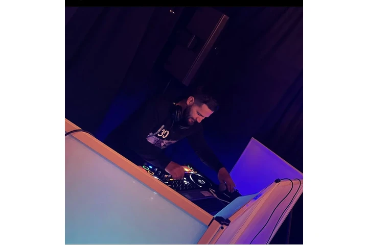 DJ en vivo para tu FIESTA image 2