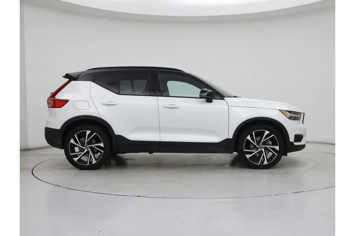 $29998 : Volvo XC40 2022 AWD T5 R-Des image 7