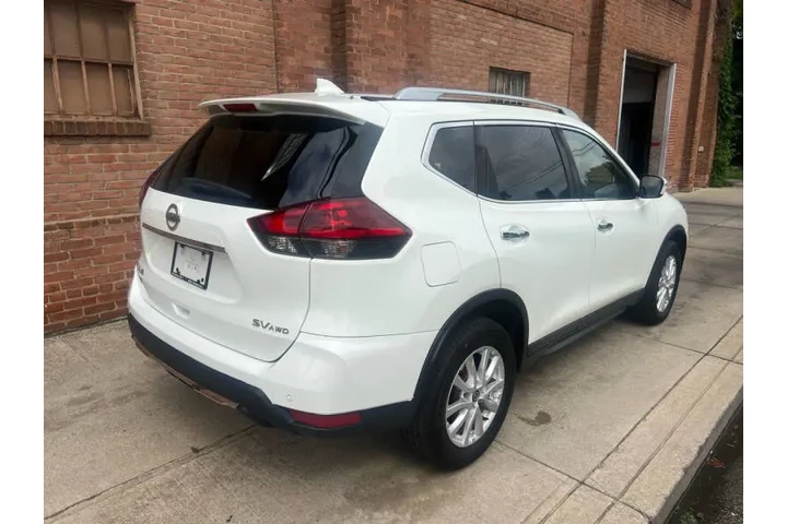 $15500 : 2020 Rogue SV image 10