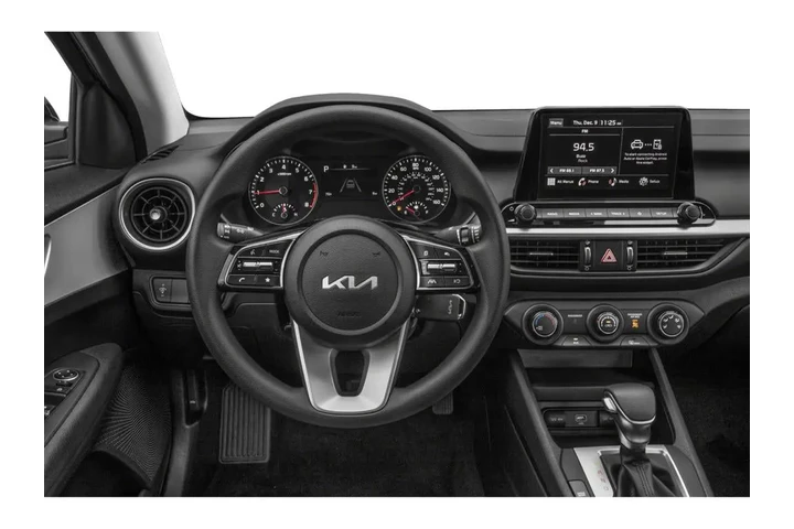 $20499 : 2024 Forte LXS image 4