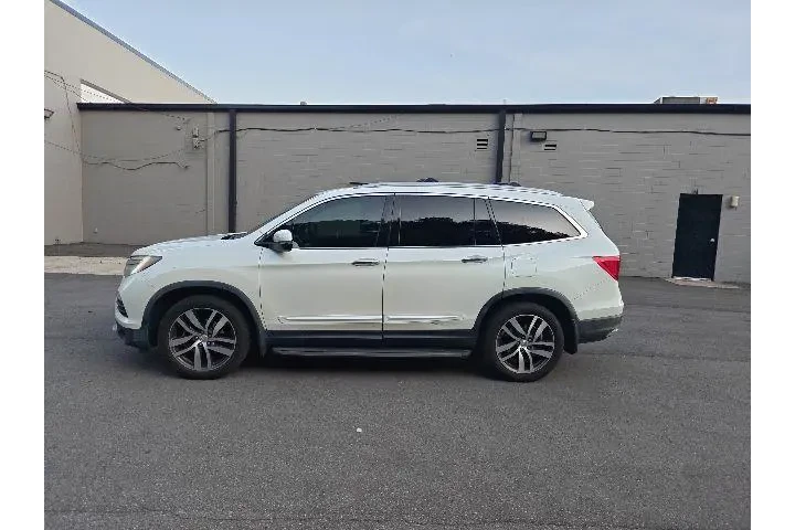 $17490 : Honda Pilot 2017 AWD Elite 4 image 5
