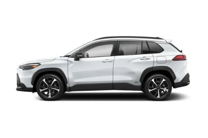 $33485 : Gold Certified2024 Corolla Cr image 4