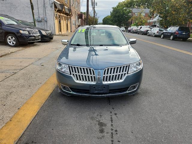 2012 MKZ Hybrid Sedan image 8