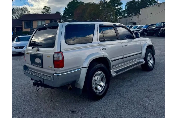 $4200 : 2000 4Runner SR5 image 5