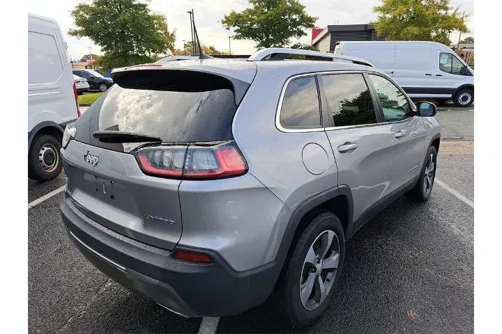 $18788 : Jeep Cherokee 2019 4x4 Limit image 6