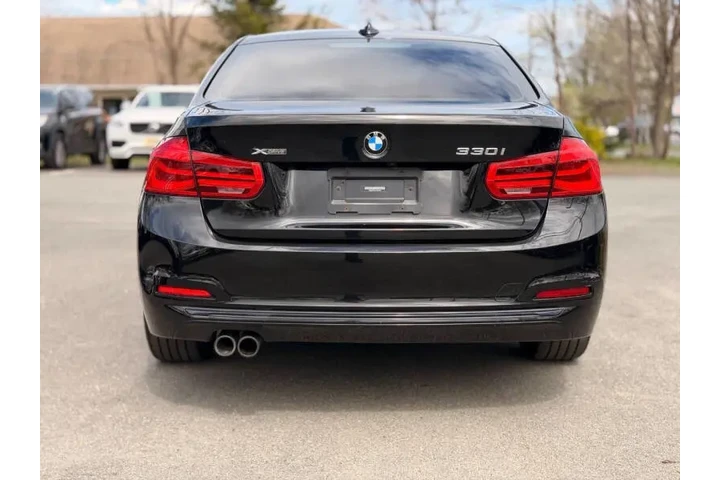 $17995 : 2018 BMW 3 Series 330i xDrive image 9