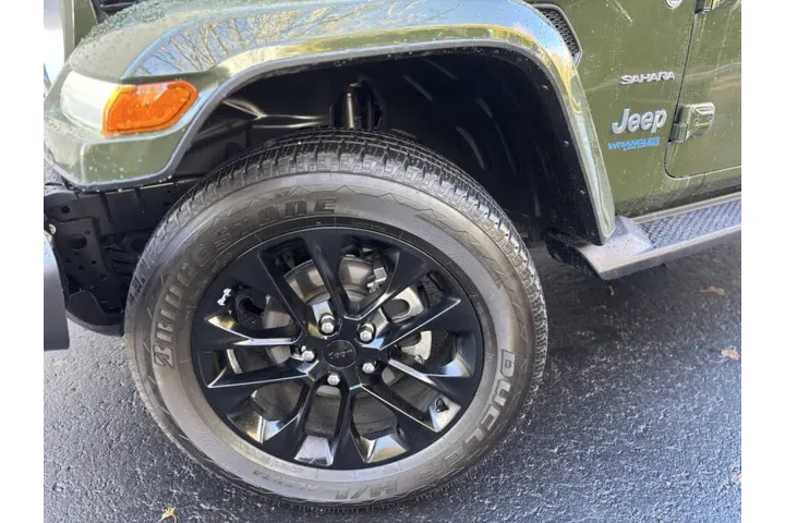 $29999 : 2021 Wrangler Unlimited High image 3