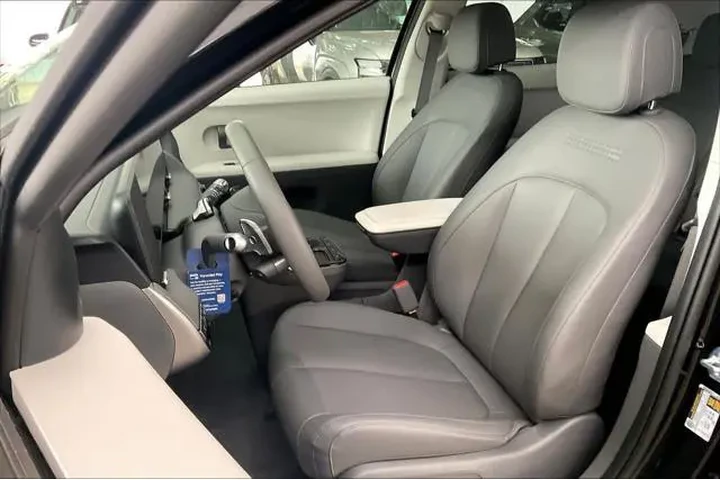 $34207 : Hyundai IONIQ 5 2026 SEL 4dr image 7
