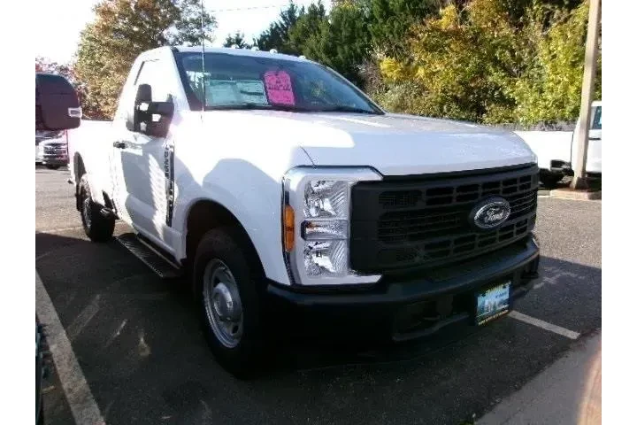 $38996 : Ford F-250 Super Duty 2023 4 image 3
