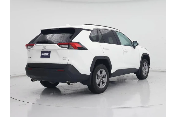 $35998 : Toyota RAV4 2025 AWD XLE 4dr image 8