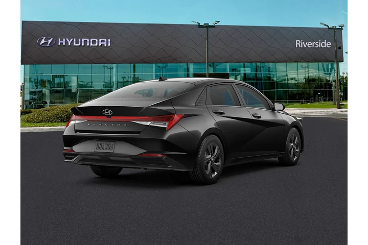 $19881 : Hyundai ELANTRA 2023 SEL 4dr image 7