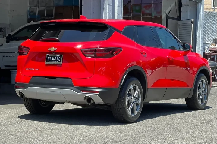 $23900 : Chevrolet Blazer 2023 AWD LT image 4