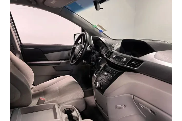$15941 : Honda Odyssey 2012 EX 4dr Mi image 10