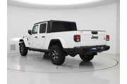 $26998 : Jeep Gladiator 2021 4x4 Will thumbnail