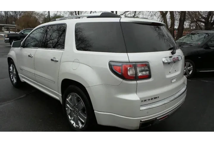 $9900 : 2016 GMC Acadia Denali image 9