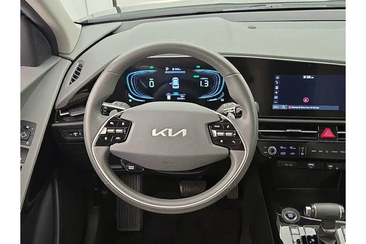 $26998 : Kia Niro 2023 EX 4dr Crossov image 10