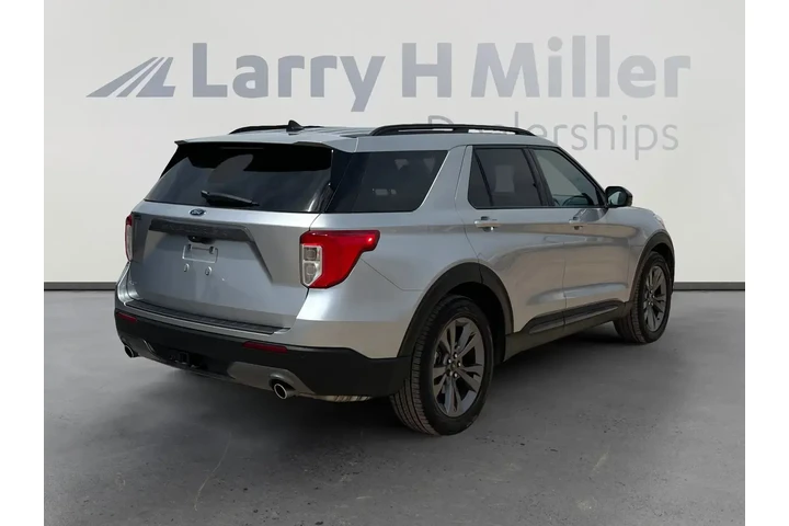 $25545 : Ford Explorer 2022 XLT 4dr S image 5