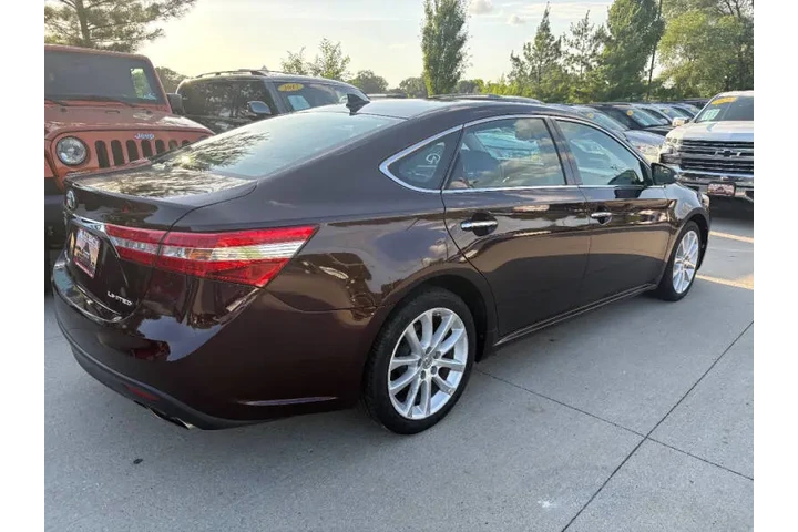 $10950 : 2014 Avalon Limited image 5