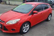 $8499 : 2014 Focus SE Hatchback thumbnail