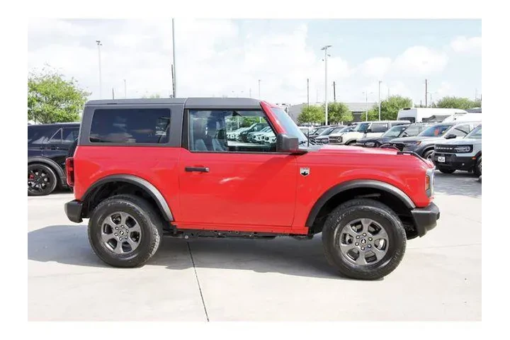 $38493 : Ford Bronco 2023 4x4 Base 2d image 5