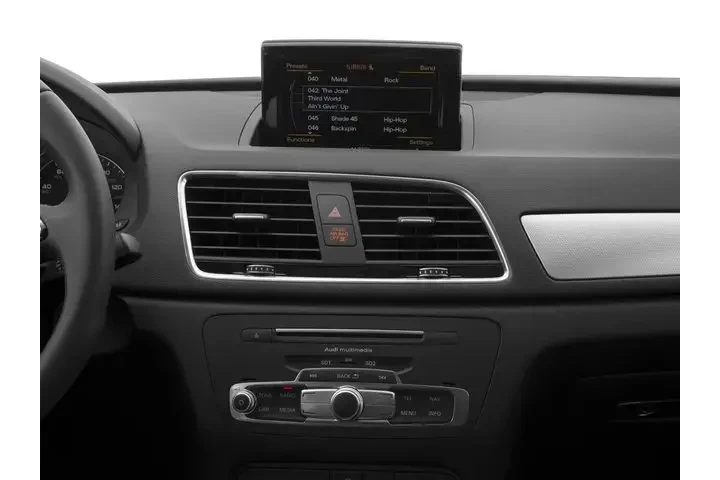 Audi Q3 2016 AWD 2.0T quattr image 9