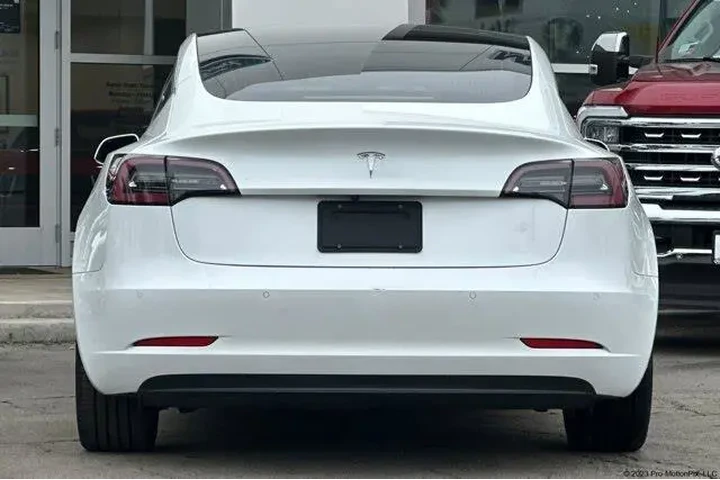 $20998 : Tesla Model 3 2019 Mid Range image 5