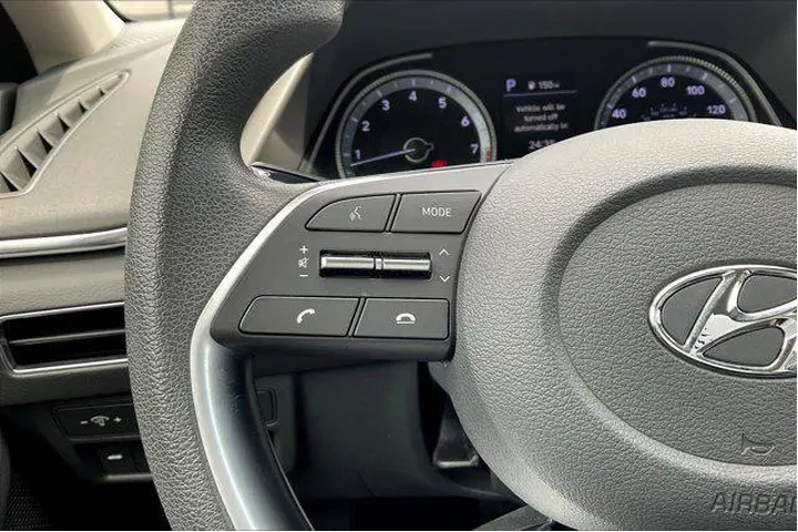 $18252 : Hyundai SONATA 2020 SEL 4dr image 9