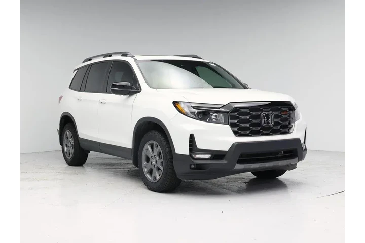 $37998 : Honda Passport 2024 AWD Trai image 1