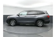 $20695 : Honda Pilot 2020 AWD EX-L 4d thumbnail