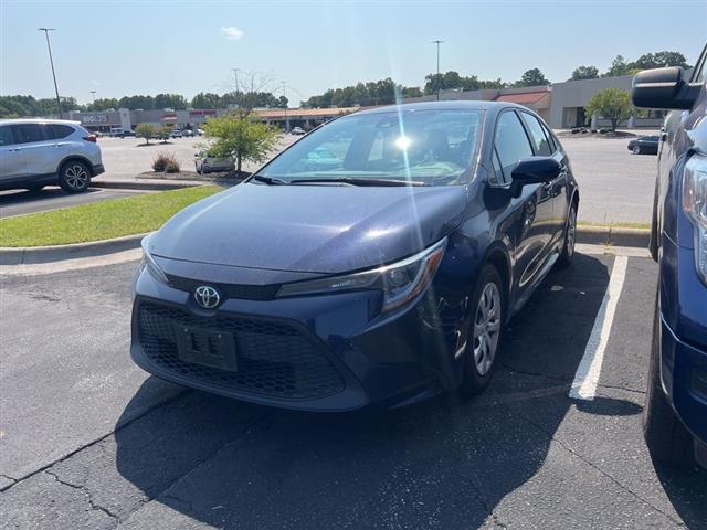 $18690 : PRE-OWNED 2022 TOYOTA COROLLA image 5