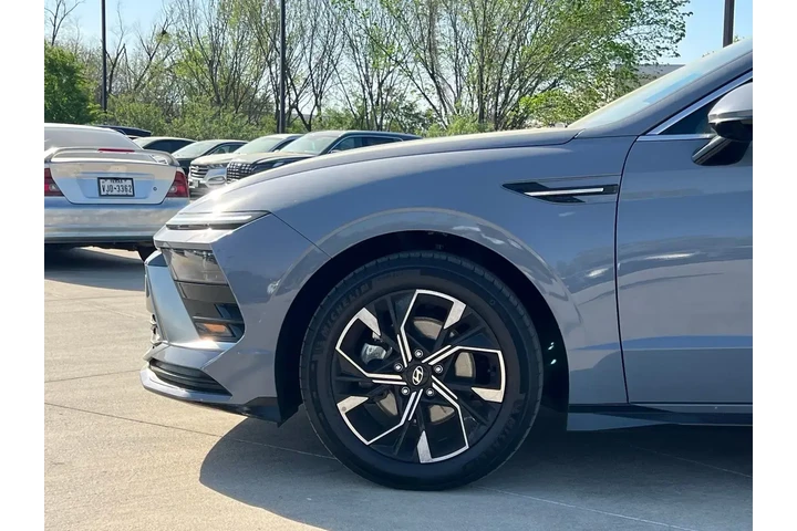 $22759 : Hyundai SONATA 2025 SEL 4dr image 9