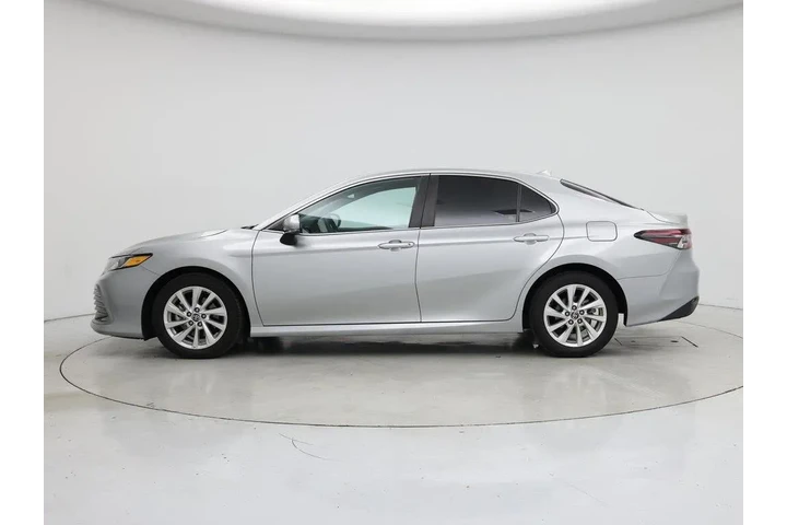 $24998 : Toyota Camry 2024 LE 4dr Sed image 3