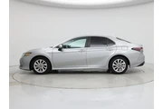 $24998 : Toyota Camry 2024 LE 4dr Sed thumbnail