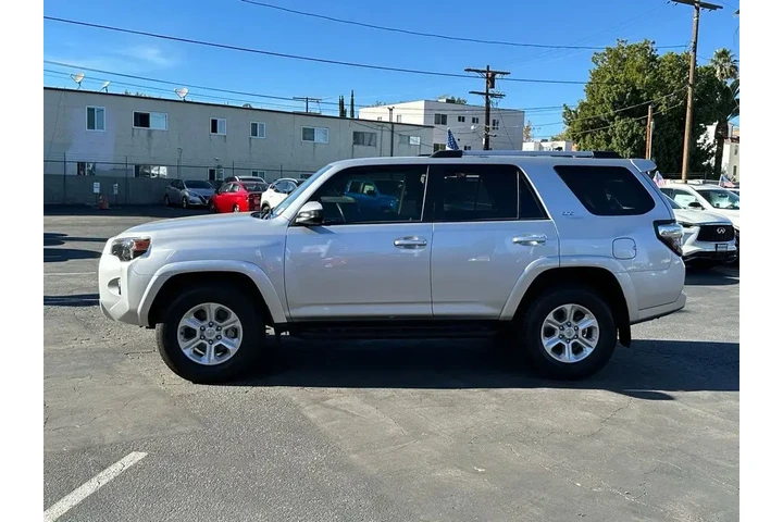 $36995 : Toyota 4Runner 2023 4x2 SR5 image 3