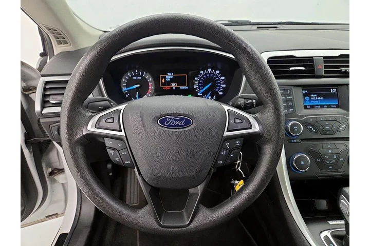 $12998 : Ford Fusion 2016 SE 4dr Seda image 10