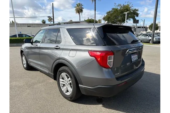 $29119 : Ford Explorer 2023 XLT 4dr S image 5