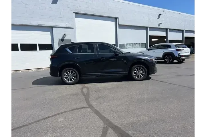 $28980 : Mazda CX-5 2024 AWD 2.5 S Se image 5